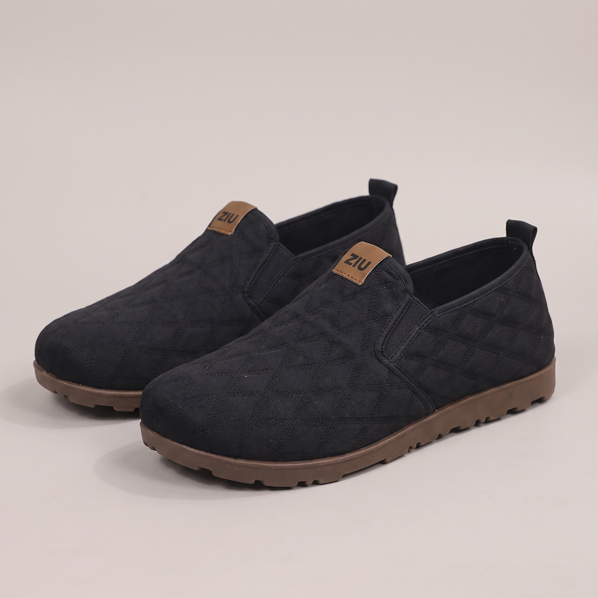 CECILIA CLASSIC COMFORT SHOES