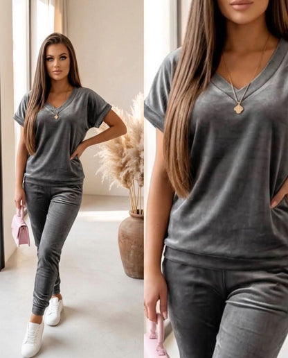 ELOWEN LOUNGE SET