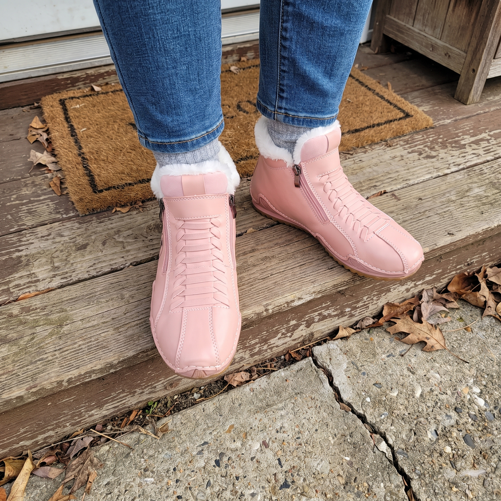 WINTERSHIELD FUR-LINED BOOTS