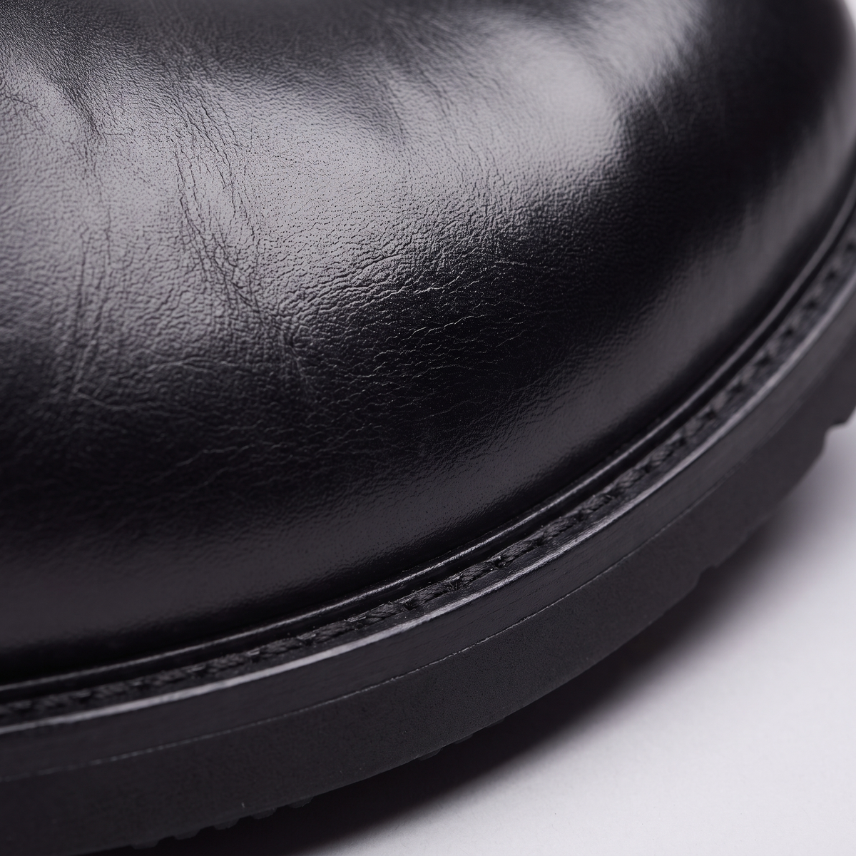 POLISHED LEATHER CHELSEA BOOTS