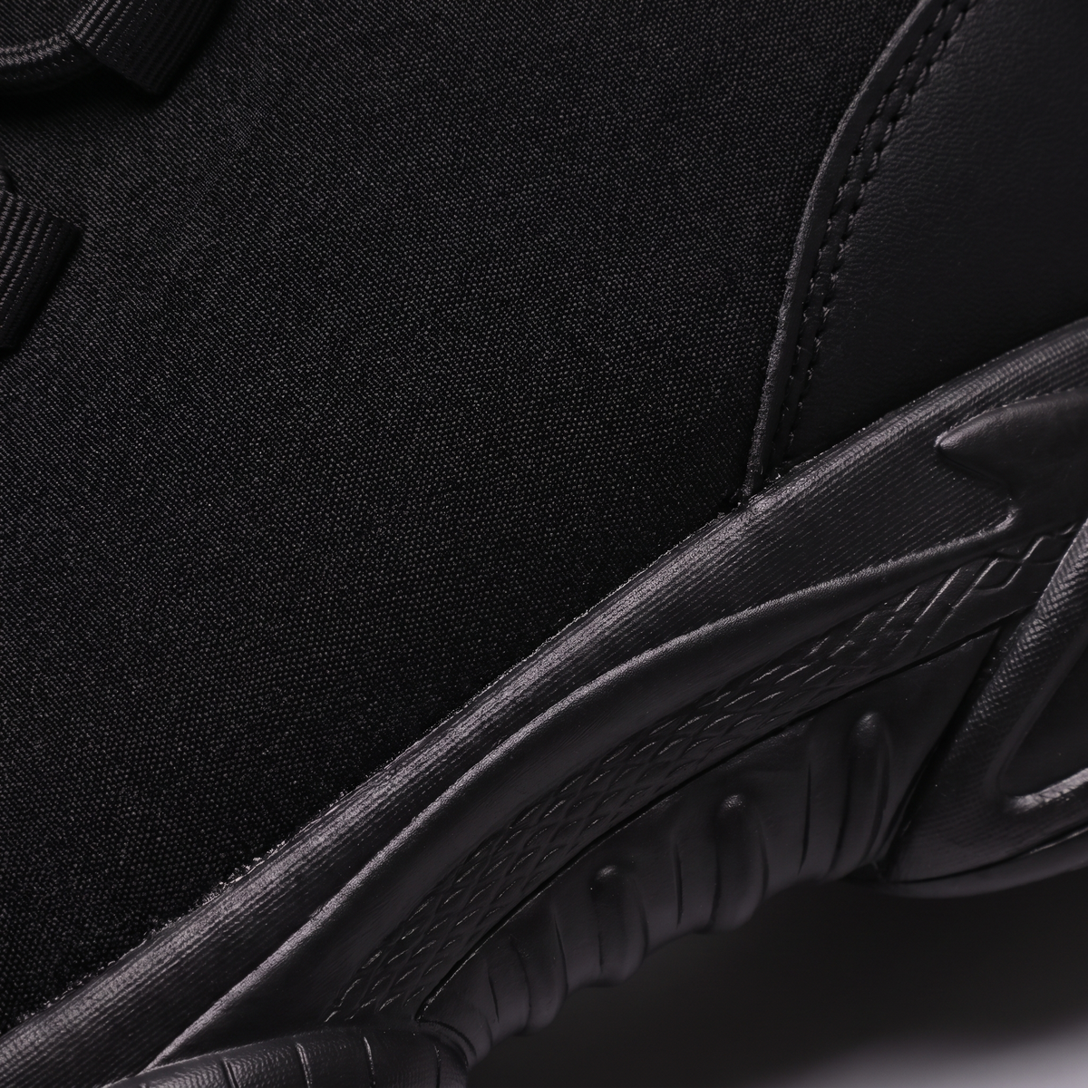 LIGHTSTEP SUPPORT TRAINERS