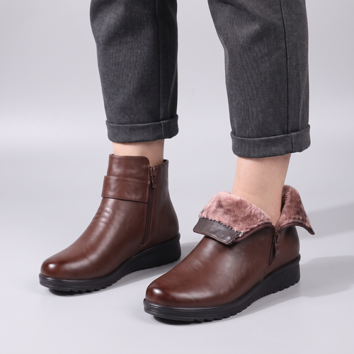 CLASSIC BUCKLE ANKLE BOOTS