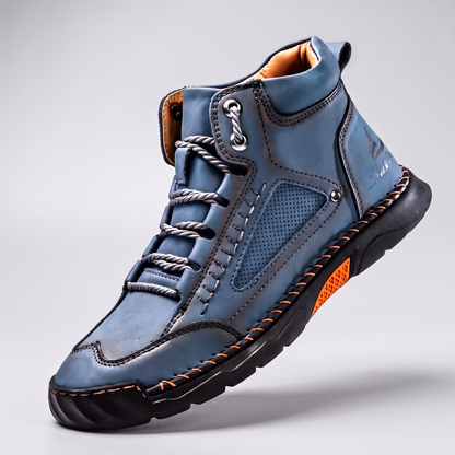 RUGGED OUTDOOR WALKING BOOTS