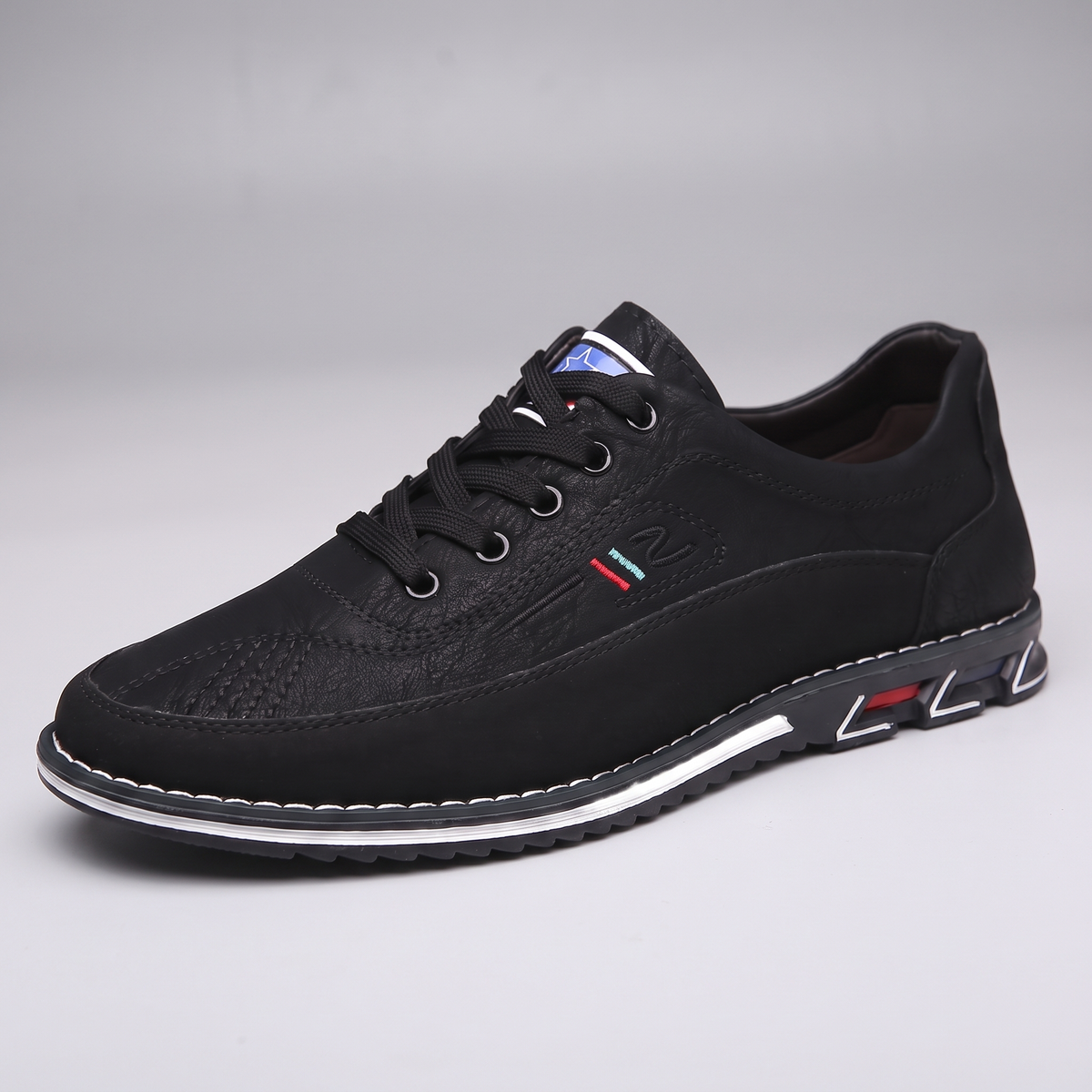 MODERN SUPPORT LEATHER TRAINERS