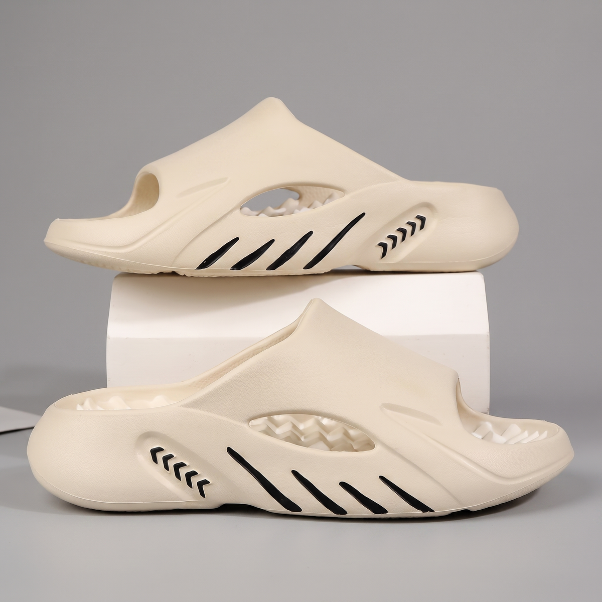SANDFORD MASSAGING FOOTBED SLIDES