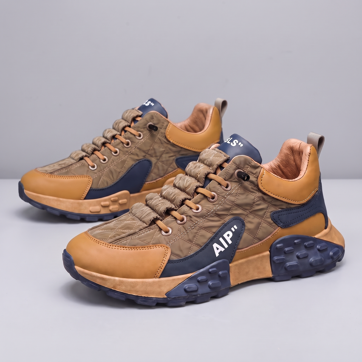 RETRO COMFORT RUNNING TRAINERS